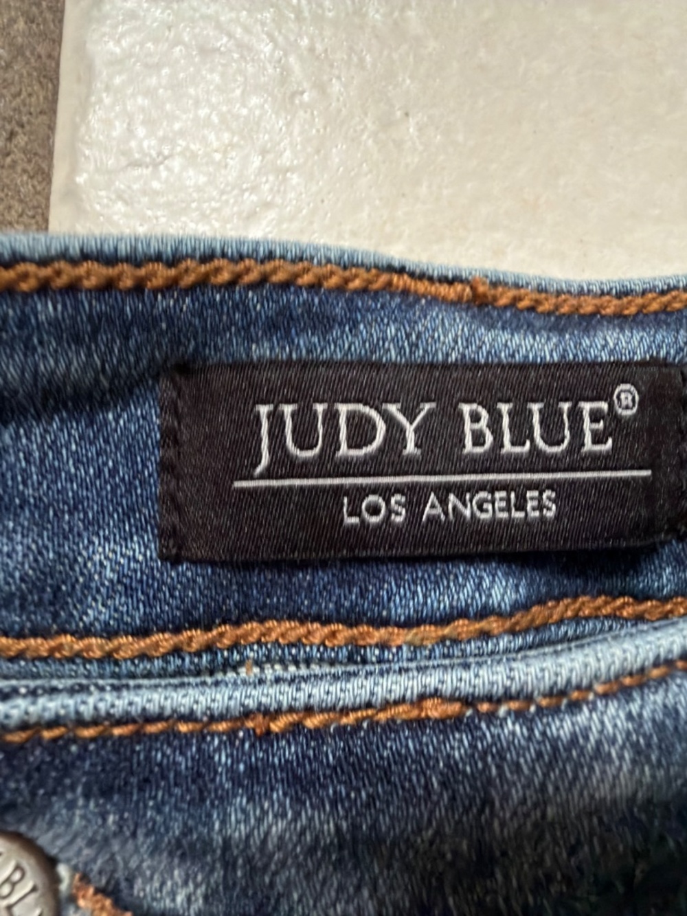 $75 Judy Blue (Los Angeles) Dad distressed jeans size 13/31 - Picture 9 of 11